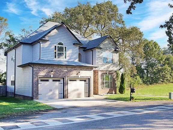 2nd image of 1240 Golden Eagle Way