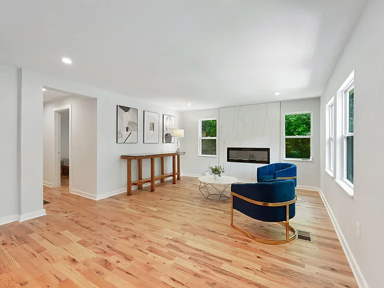 Ezra Church Dr NW — Photo 6