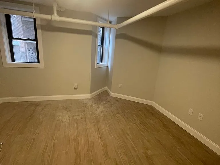 8 Ayr Rd #A — Photo 5