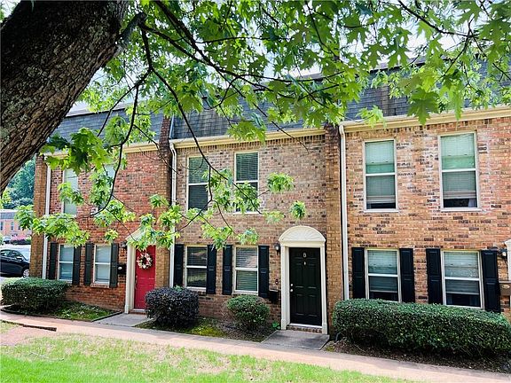 2nd image of 235 Winding River Dr Unit B