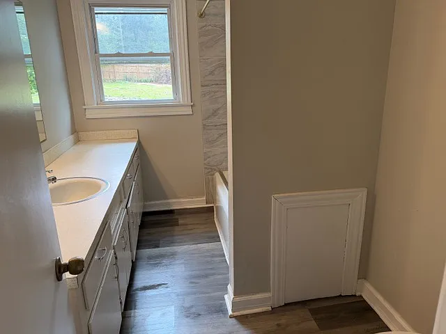 2 bed, 1169 sqft, $1,350 — Photo 3