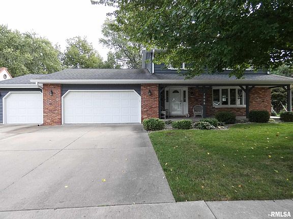 2nd image of 7008 N Fox Point Dr