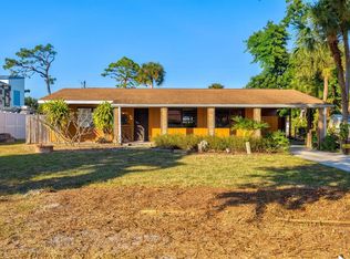 148 Roberts Rd, Nokomis, FL 34275