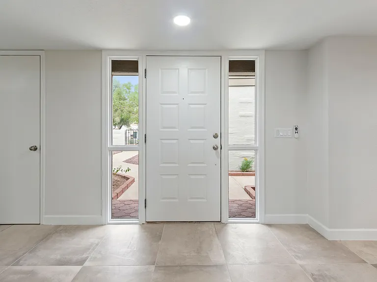 7413 E Wandering Rd — Photo 4