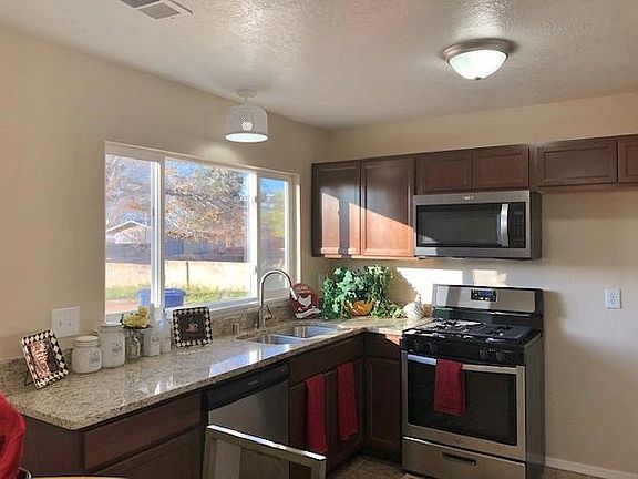 2nd image of 3409 Morningside Dr NE