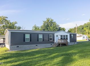 1135 Shipp St, Kingsport, TN 37660