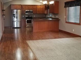 1876 Greenwood Valley Dr, River Falls, WI 54022