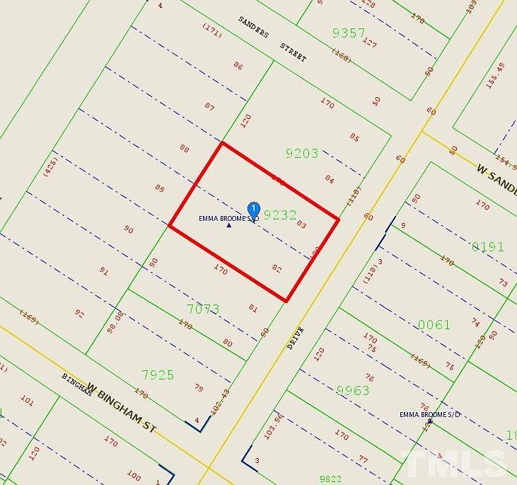 2nd image of 804 Baker St
