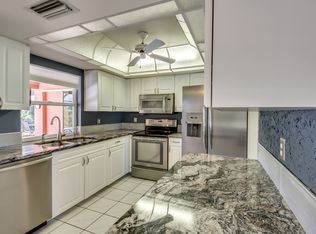 140 SE 2nd Ave, Cape Coral, FL 33990