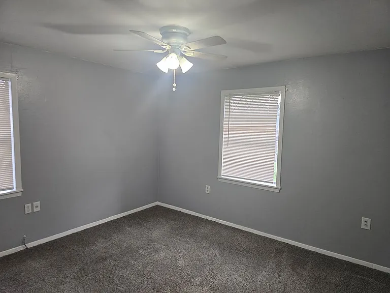 204 County Road 2877 — Photo 3