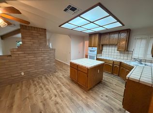 2212 Newcastle Gap Dr, Gold River, CA 95670