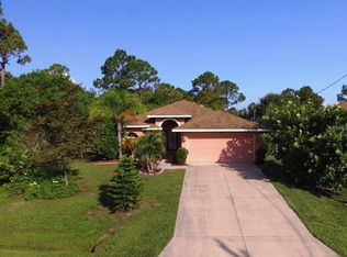 126 Thelma Dr, Rotonda West, FL 33947
