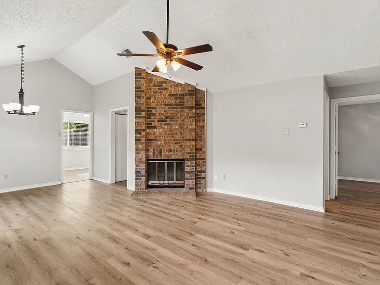 2141 Stradivarius Ln — Photo 11