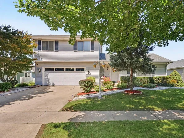 2818 Natalie Dr, Champaign, IL 61822