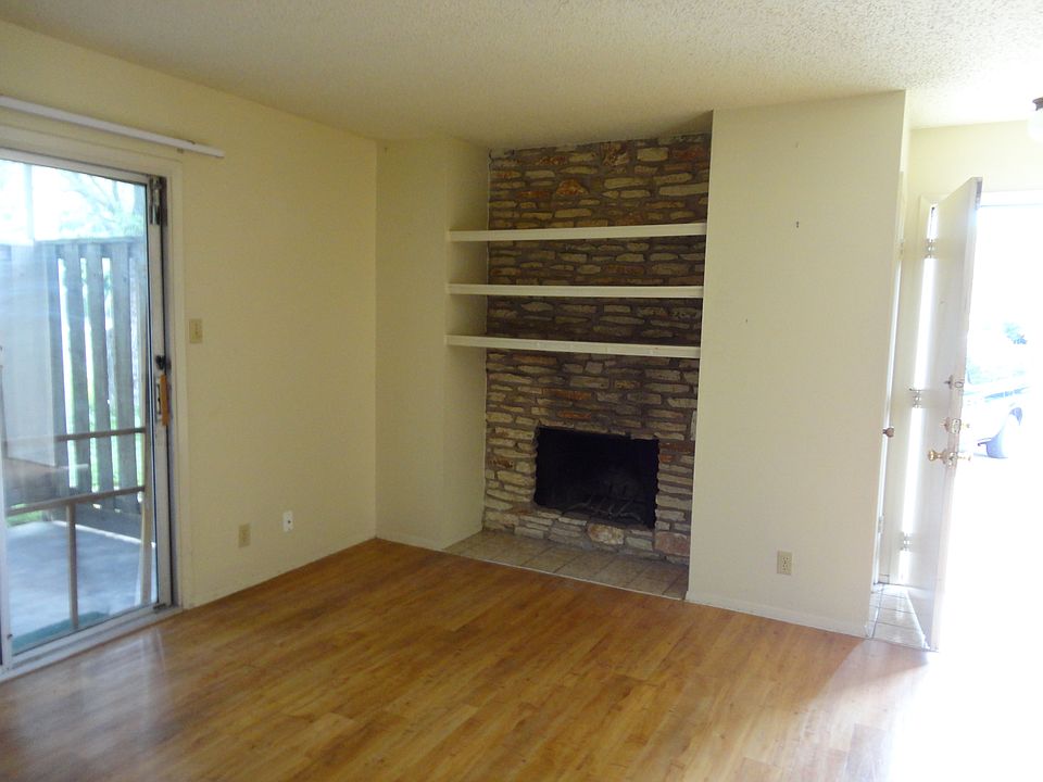 2nd image of 10810 Lanshire Dr APT B