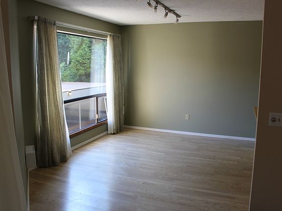 5th image of 13741 15th Ave NE APT C1