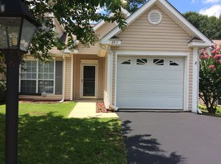 282 Spring Lake Dr N, Mobile, AL 36695