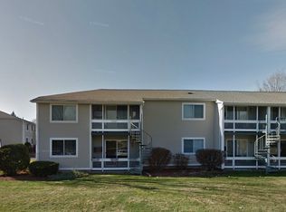 Edgewater, Holyoke, MA 01040