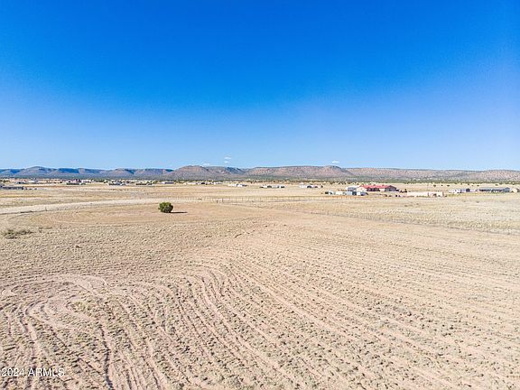 3rd image of 2200 W MONTE Vista #00