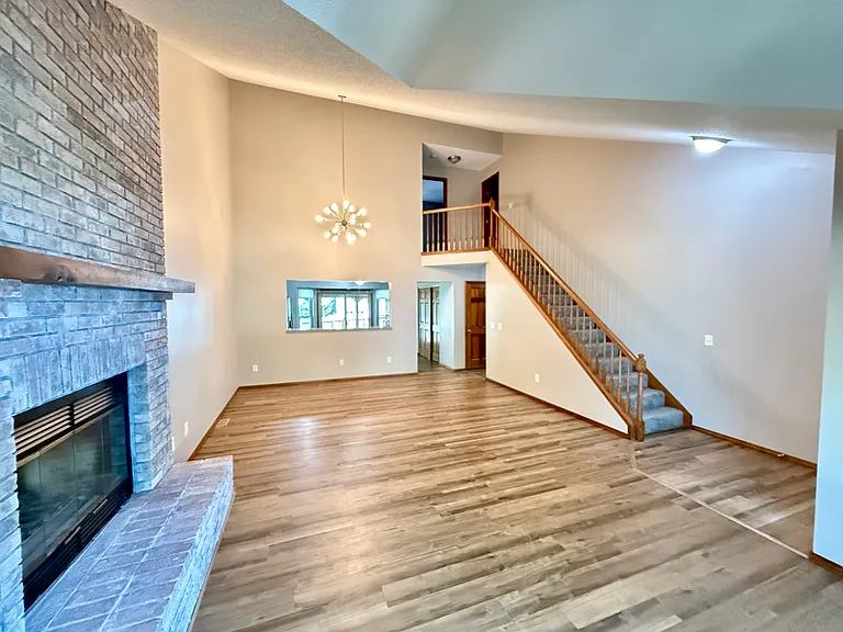 393 Misty Valley Dr — Photo 3