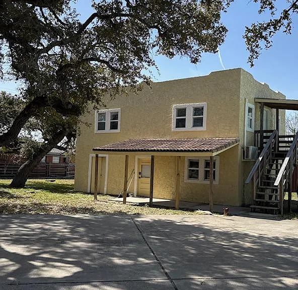 339 S Whitney St — Photo 1