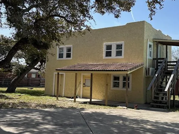 339 S Whitney St, Aransas Pass, TX 78336