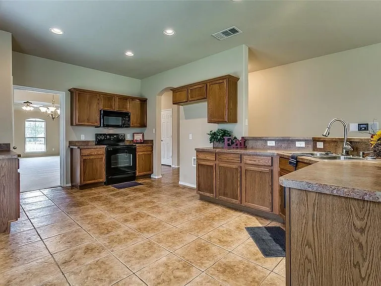 7405 Innisbrook Ln — Photo 7