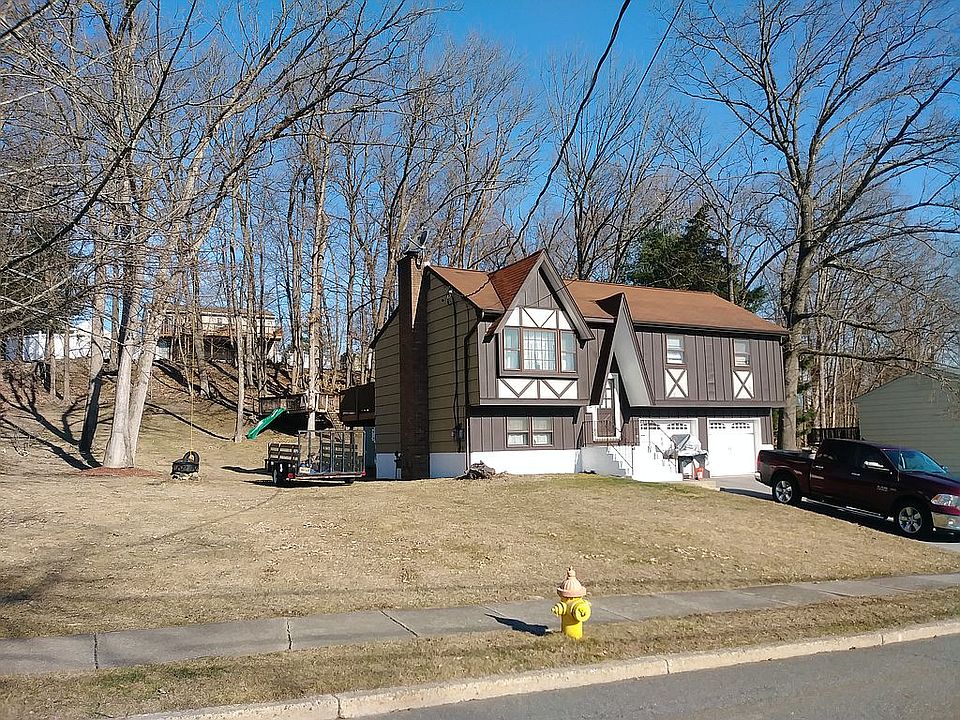 More photos coming soon
No Realtors please