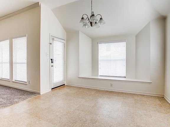 5th image of 7740 Summerbrook Cir
