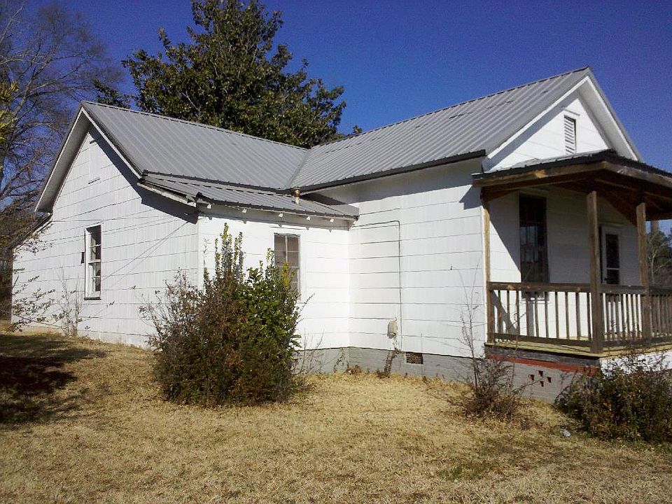 2nd image of 1102 3rd Ave