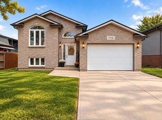 776 Dynasty St, Windsor, ON N9G2W2