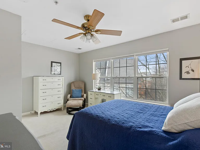 170 Martin Ln — Photo 33