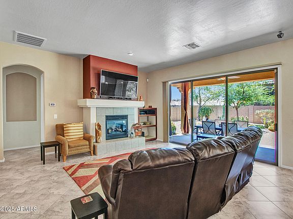 5th image of 43510 N 44TH Avenue