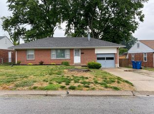 721 Pine St, Saint Charles, MO 63301