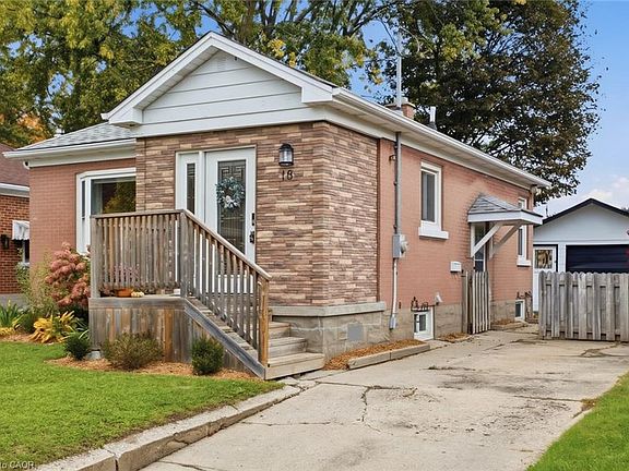 3rd image of 18 Birch Ave
