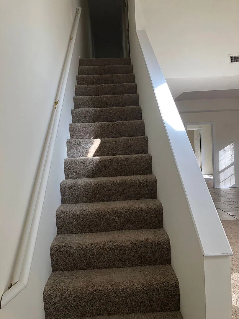 The Hill - 3 bed 2 bath Townhome — Photo 4