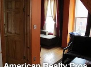 2002 W Webster Ave, Chicago, IL 60647