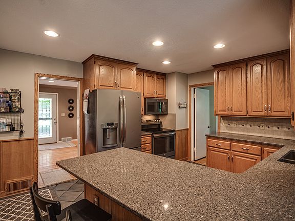 4th image of 14909 Gleason Lake Dr