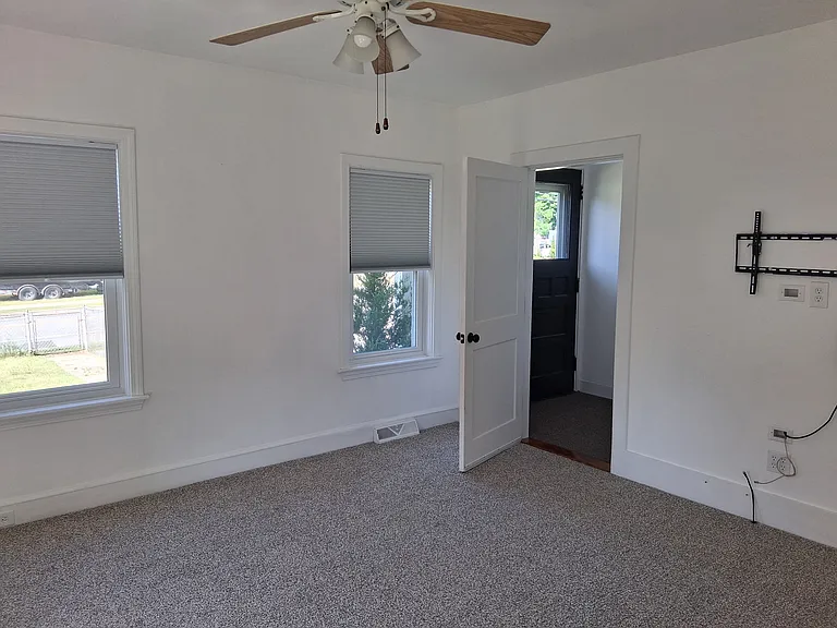 103-105 Roger Williams Ave #1 — Photo 16