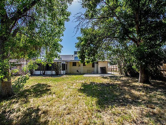 4th image of 9265 Eugenia Ave