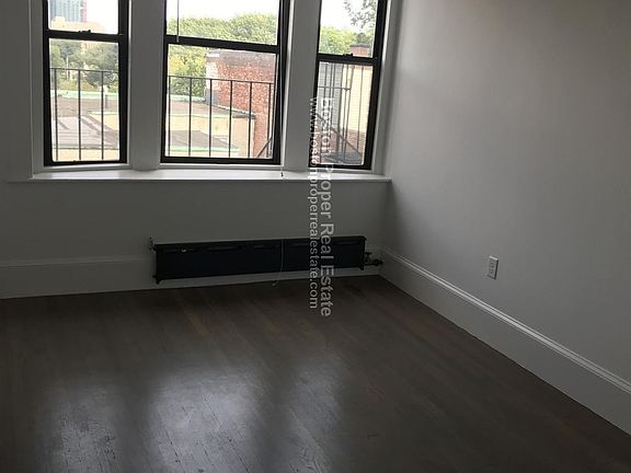 11 Queensberry St. #36 Boston - Fenway Unit Photo 3