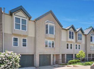 521 South Blvd, Oak Park, IL 60302