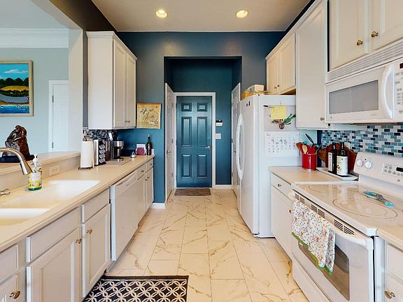 5th image of 6344 Autumn Berry Cir