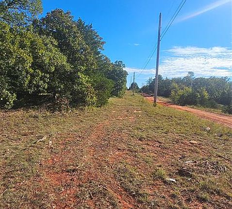 3rd image of N 3354th Rd