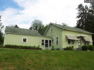 8637 McKinley Ave NE, Mineral City, OH 44656