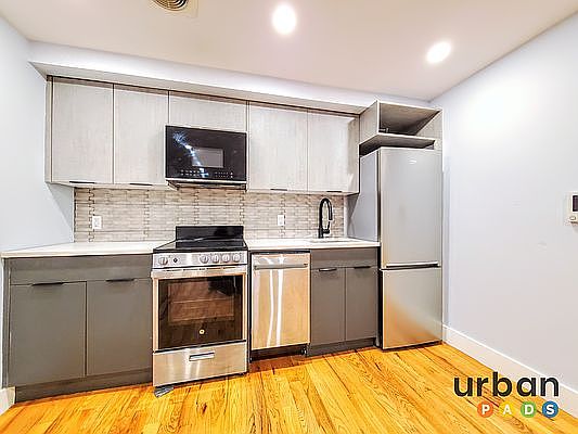 5th image of 64 Hawthorne St #1R