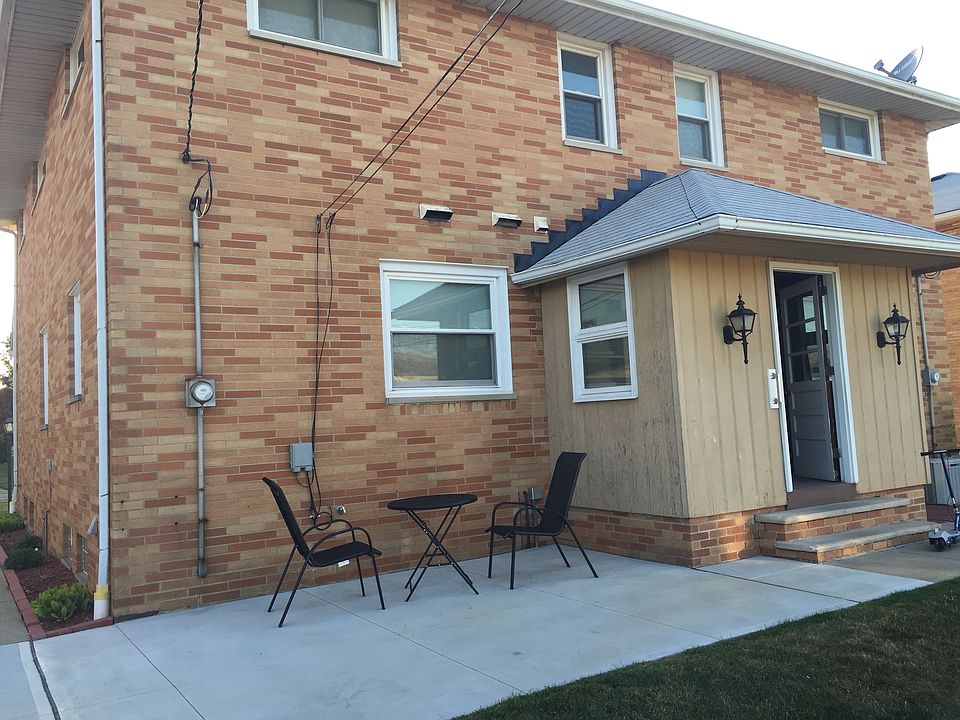 2nd image of 1265 Bonnie Ln