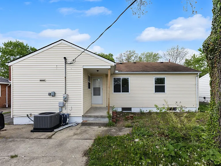 2635 Woodstock Rd — Photo 37
