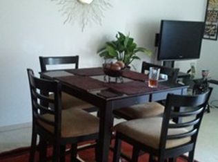 1800 Huntington Blvd APT 515, Hoffman Estates, IL 60169