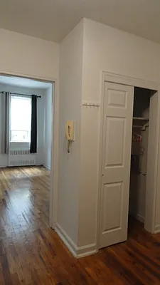 Rented by Manhattan Flats | media 10